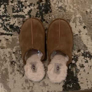 Ugg slippers